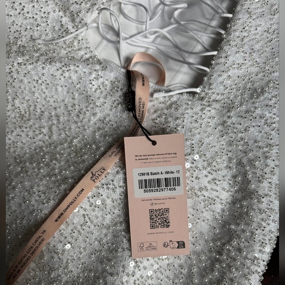 Oh Polly Dominique Embellished Structured A-Line Mini Dress - Picture 6 of 8